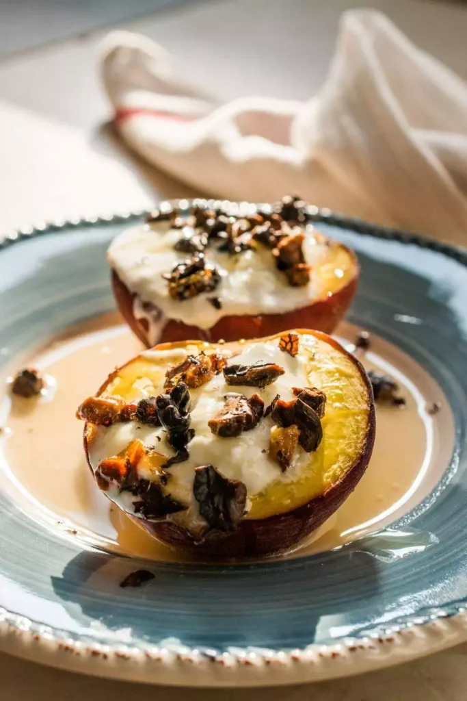 Baked Nectarines with Honey and Greek Yogurt