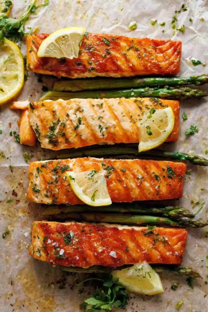 Baked Salmon with Lemon & Asparagus