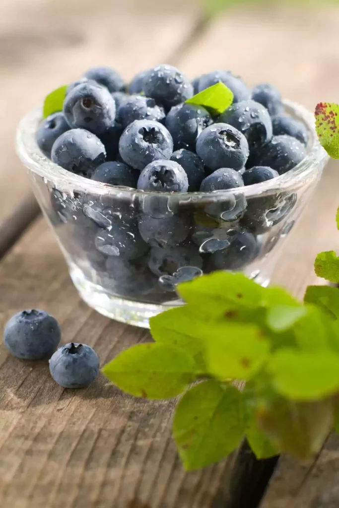 Blueberries for good nail health