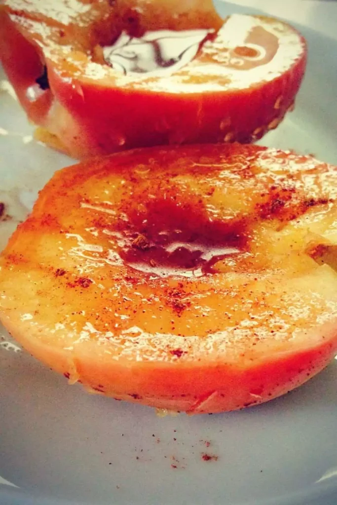 Classic Baked Peaches with Cinnamon and Honey