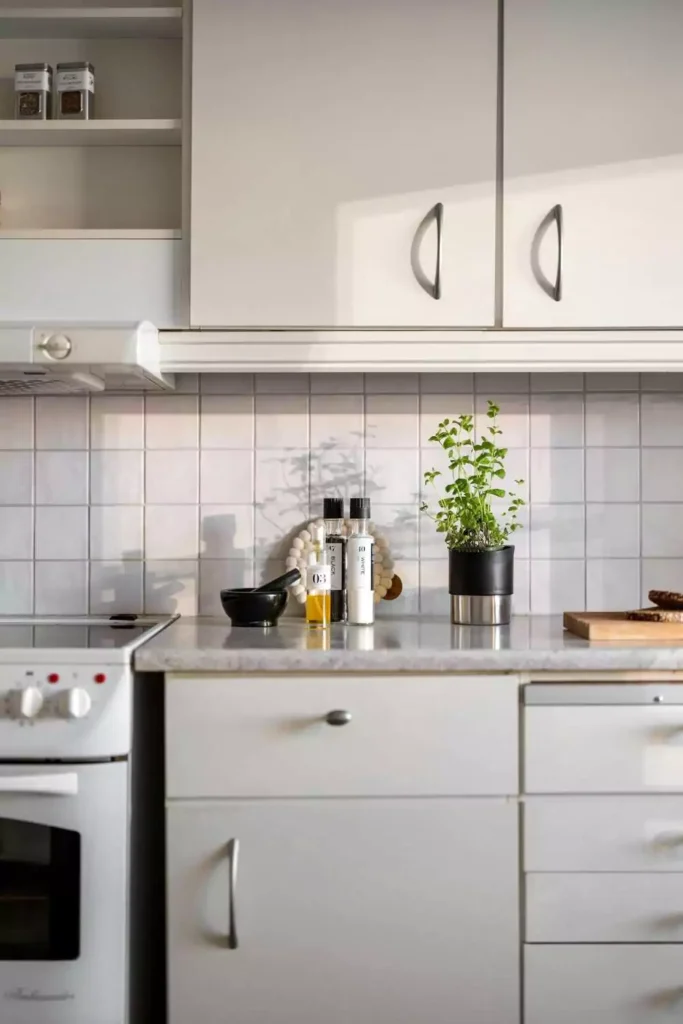 Let Your Backsplash Do the Talking