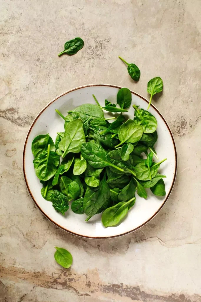 Spinach for good nail health