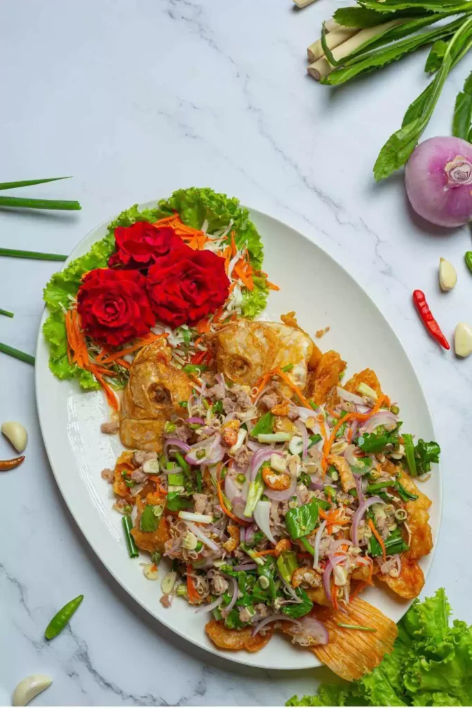 Thai Peanut Crunch Salad