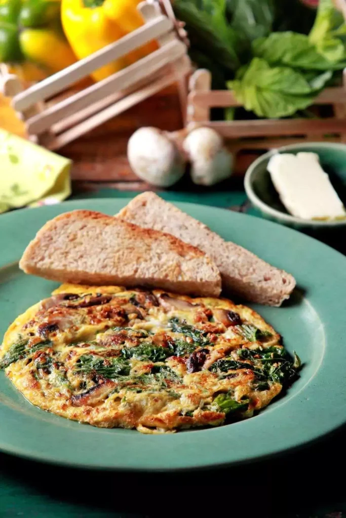 Veggie Omelette with Spinach & Mushrooms